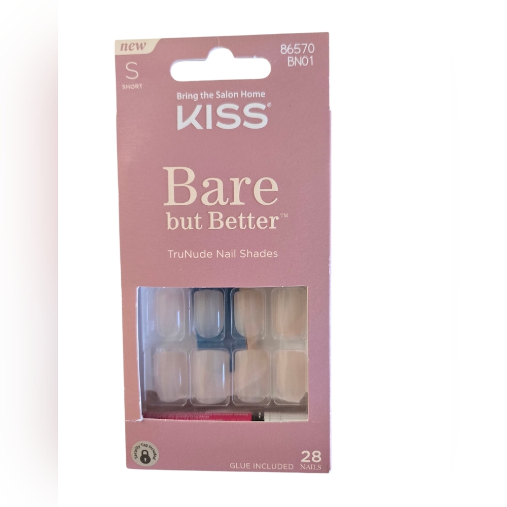 🌴3/$10. Kiss Nails